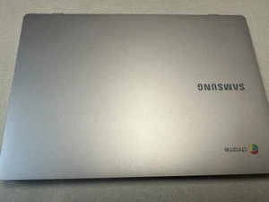 SAMSUNG XE310XBA K01US Chromebook 4 11,6" Intel Celeron 4GB RAM 32GB testato - Foto 1 di 8