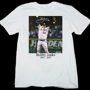 T-Shirt Bobby Jenks 1981 - 2025 signiert Baumwolle weiß alle Größen SE551 - Bild 1 von 5