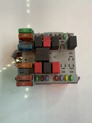 Cassetta fusibili CITROËN JUMPER minibus/passeggero 1349944080 2.20 25796292 - Immagine 1 di 4