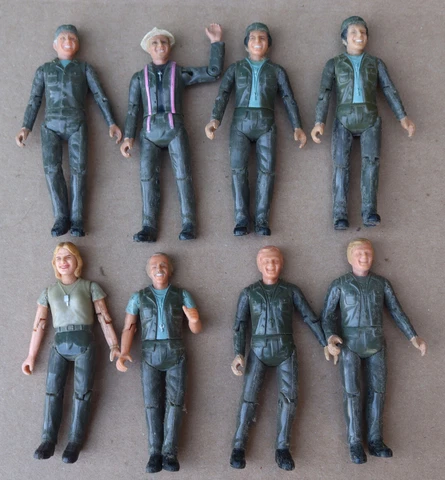 Vintage 1981 Mash Action Figure Toy Lot 20th Century Fox M*A*S*H* 8 Total Rare Cover