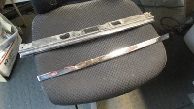 Bentley Turbo R Mulsanne 1991 molduras de maletero 2 Foto 1 de 3