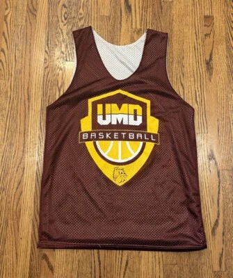 Camiseta deportiva de baloncesto universitaria reversible Hersh vintage de los Minnesota Duluth UMD Bulldogs Foto 1 de 4