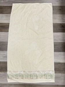 CROSCILL Cream Colored Orchids & Narcissus Floral Bath Towel Cheri Blum in EUC - Picture 1 of 8