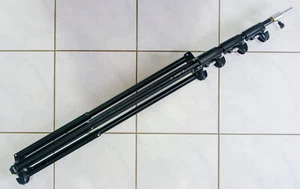 Manfrotto/Multiblitz – 004BAC | Lampenstativ luftgefedert Studiostativ + Adapter - Bild 1 von 4