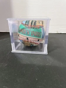 LIMITED EDITION BASEBALL SAMMLERSTÜCK FORGETTABALL CAMDEN YARDS MIT VITRINE - Bild 1 von 7