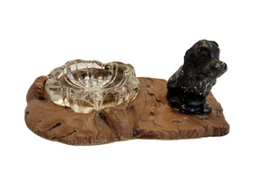Vintage geschnitzter Holz Aschenbecher sitzender Hund mit Blattmuster & Glaseinsatz - Bild 1 von 8