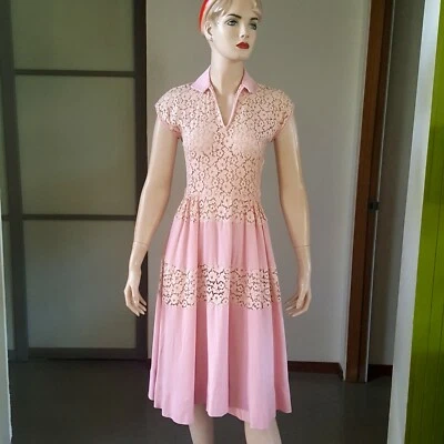 Vestido vintage de rayon e renda rosa década de 1950 26W - Imagem 1 de 4