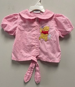 Camisa Disney Winnie the Pooh Rosa Flor Botón Ojales Corbata Frontal—4T - Imagen 1 de 4