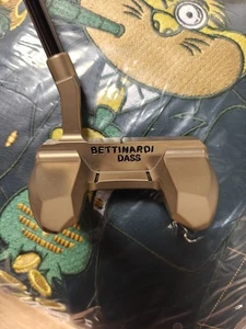 Bettinardi Tour Issue Minovai Bomb putter headcover T Hive 35 inch - Picture 1 of 8