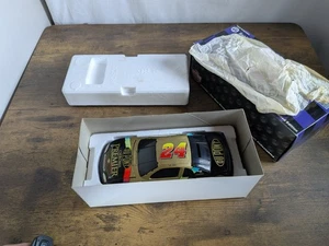 Jeff Gordon #24 Dupont Chroma Premier 1997 Monte Carlo 1:24, 1 of 28,000 - Picture 1 of 6