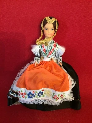 Poupée NADETTE  folklorique régionale ancienne SAVOIE - Photo 1/2