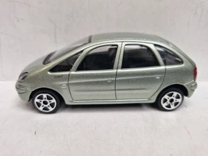 Maisto Citroen Xara Picasso 1998 die cast 1:43 unboxed mint condition - Bild 1 von 10
