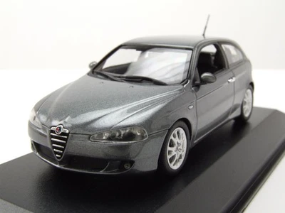 Alfa Romeo 147 2005 Grigio Metallizzato Modellino 1:43 Maxichamps - Immagine 1 di 4