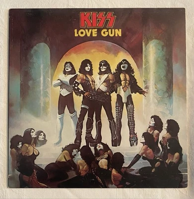 Kiss LOVE GUN 1977 Casablanca 1st Pressing LP Original Sleeve Record Ace Frehley - Image 1 of 4
