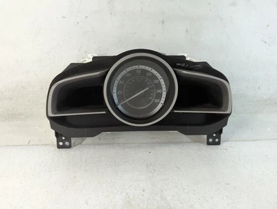 Cuadro de instrumentos velocímetro Mazda 2014-2016 TGU1T Foto 1 de 4