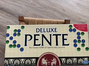 Deluxe PENTE Board Game Hasbro Winning Moves Complete - Picture 1 of 3