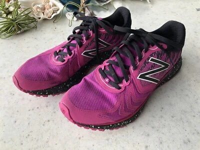 НОВЫЙ БАЛАНС женщин 'Vazee Pace V2' фиолетовый зарево в темноте работает кроссовки - Изображение 1 из 4
