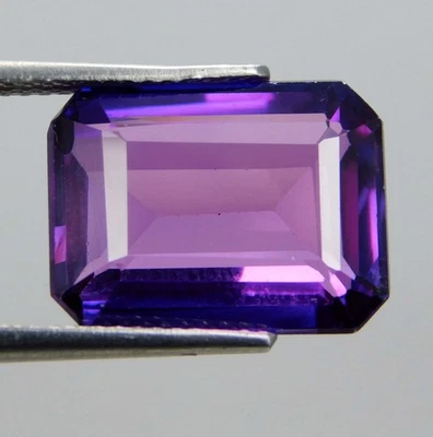 Piedra preciosa suelta CERTIFICADA corte esmeralda tanzanita extremadamente púrpura natural de 10,85 quilates Foto 1 de 4