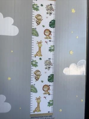 Reglas colgantes de pared con tema de safari para plantas tabla de altura de crecimiento para niños Foto 1 de 3