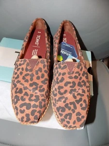TOMS ALPARGATA LEATHER WRAP DARK EMBER LEOPARD SUEDE SHOES SIZE 5 WOMEN'S NEW - Picture 1 of 5