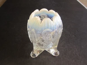 Antique Northwood EAPG Inverted Fan & Feather Novelty Opalescent Glass Rosebowl - Picture 1 of 5