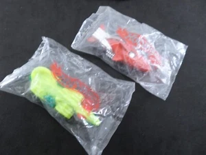 LOT of 2 1990s Recolored HOT WHEELS Mail-in DEMONS RED Sharkruiser, & Fangster - Bild 1 von 2
