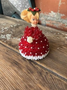 Vintage Hand Crafted Beaded Pin Doll Red 4 1/2” - Bild 1 von 6