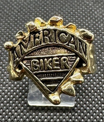 Anillo de oro amarillo de 14k con diseño de pepita AMERICAN BIKER hecho a mano en EE. UU. Foto 1 de 4