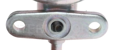 New SMP Fuel Injection Pressure Regulator For 1993-1997 Honda Civic del Sol - Image 1 of 4