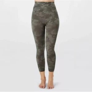 Spanx Leggings Donna Cropped Lamn Forma Salvia Mimetico Taglia S Nuovi con etichette - Foto 1 di 7