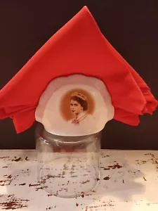 Queen Elizabeth Golden Jubilee Souvenir napkin holder & napkins FREE SHIPPING  - Picture 1 of 2