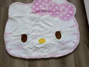 Cute Pink Bow Hello Kitty Head Carpet Fuzzy Hello Kitty Rug 32in X 28in - Picture 1 of 5