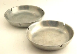 Coppia posacenere vintage metà secolo moderno Nambe 6,5" tondo 726 - Foto 1 di 8