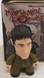Figura Vinilo TITANS: MCR My Chemical Romance Mikey Way Ghost Of You Chase 3" - Imagen 1 de 13