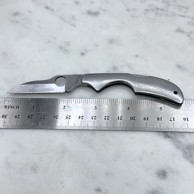 Vintage Spyderco Kiwi Japan Stainless Steel Knife VG-10 Plain Edge Lockback RARE - Image 1 of 4