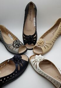 LADIES Boulevard Peep Toe Slip On Lightweight Summer Shoes With Flower Design