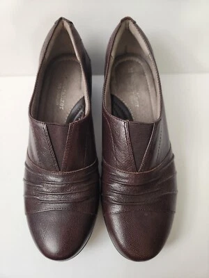 NATURALIZER WOMEN'S HATTIE BROWN LEATHER OXFORD SLIP-ON COMFORT SHOES SZ: 7M - Image 1 of 4