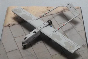 Brengun BRS72011 1/72 RQ-7B Shadow UAV resin kit of unmanned plane - Picture 1 of 3