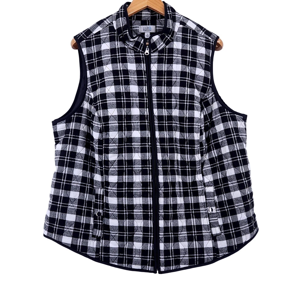 Colete acolchoado feminino com zíper completo plus 2X xadrez preto branco Gorpcore Croft & Barrow - Imagem 1 de 4