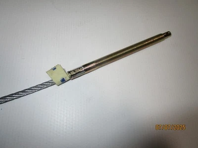 Chevrolet Corvette 1965-1982 freno delantero cable de freno de emergencia y polea Foto 1 de 4