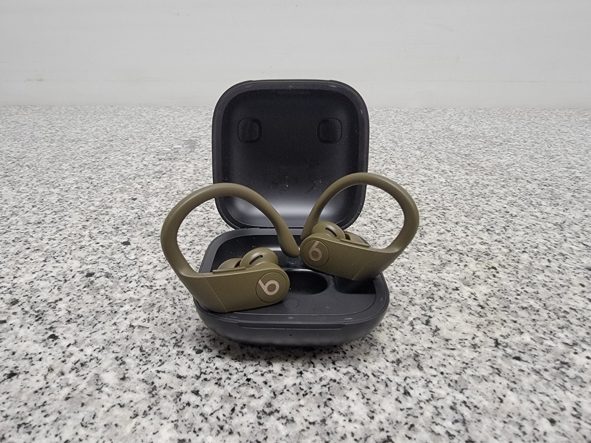Beats by Dr. Dre Powerbeats Pro Green Headphones | eBay Beats by Dr. Dre Powerbeats Pro Green Headphones | eBay