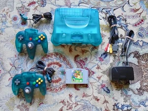 Funtastic Ice Blue Nintendo 64 console w/Super Mario & 2 OEM controllers N64 USA - Picture 1 of 17