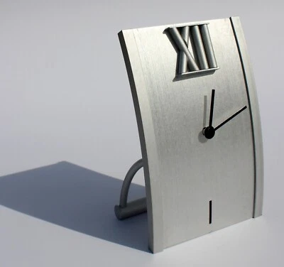 Modern Aluminium Desk Table Clock Home Office Decoration Christmas Gift Idea - Image 1 of 4