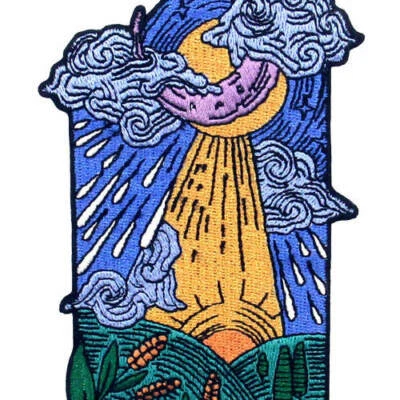 Embroidered Iron Sew On logo Patches transfers Badges appliques Moon Cloud 780R - Image 1 of 4