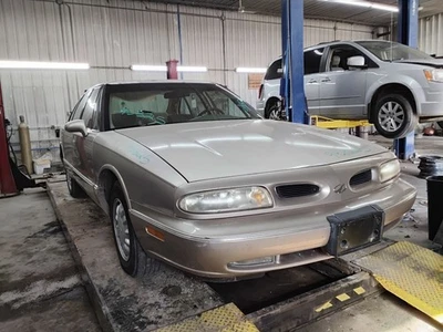 Windshield Wiper Motor Fits 87-99 BONNEVILLE 1644839 - Image 1 of 4