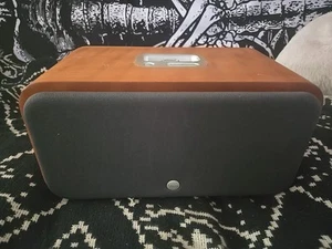 Altavoz base iPod Vers 2X madera * Sin control remoto ni fuente de alimentación * Probado y funcionando - Imagen 1 de 7