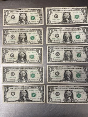 2003A Series Old $1 Dollar Bills Circulated lot of 10 Notes 22 Years Old Vintage - Image 1 of 4