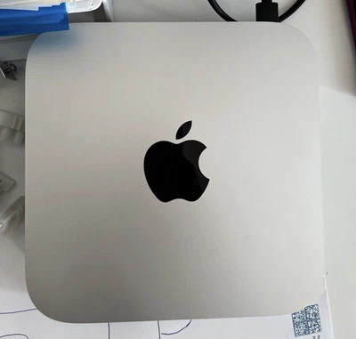 Apple Mac mini (256GB SSD, M1, 8GB) Silver - MGNR3D/A (November, 2020) - Bild 1 von 2