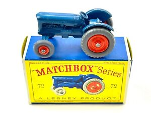 Matchbox Lesney Series Regular No 72 Fordson Tractor Trecker blau mint R Box