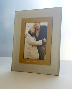 Hallmark Wedding Couple “50 Beautiful Years” Anniversary 4x6 Glass Photo Frame - Picture 1 of 2